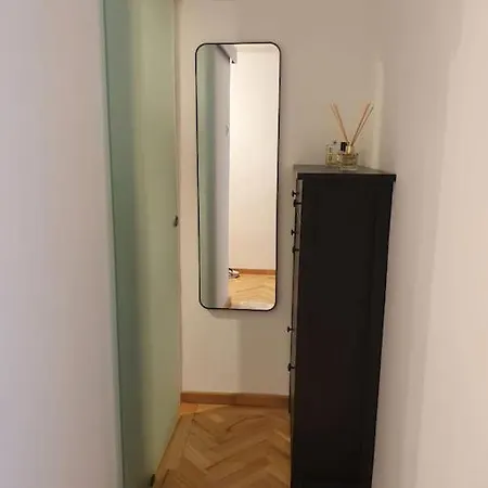 Spacious And Quiet 1br In Floreasca Bukarest
