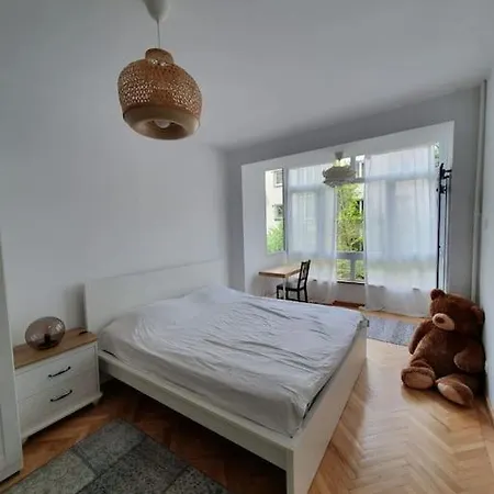 Spacious And Quiet 1br In Floreasca *